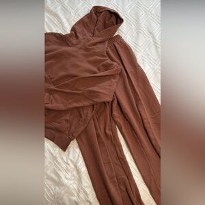 Terry Fleece Teddy Bear Brown Aritzia Sweatsuit(size small)